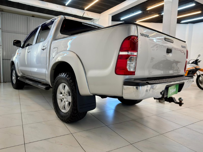 TOYOTA HILUX CABINE DUPLA SR 2012/2012 LUCAS AUTOMÓVEIS BOM RETIRO DO SUL / Carros no Vale
