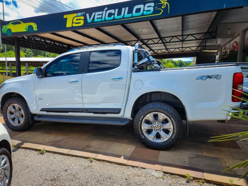 CHEVROLET S10 LTZ 2.8 4X4 2021/2022 TS VEÍCULOS ANTA GORDA / Carros no Vale CHEVROLET S10 LTZ 2.8 4X4 2021/2022 TS VEÍCULOS ANTA GORDA / Carros no Vale