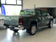 VOLKSWAGEN AMAROK 3.0 V6 HIGHLINE 2022/2022 JOÃO CARROS MULTIMARCAS GUAPORÉ / Carros no Vale