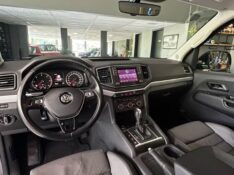 VOLKSWAGEN AMAROK 3.0 V6 HIGHLINE 2022/2022 JOÃO CARROS MULTIMARCAS GUAPORÉ / Carros no Vale