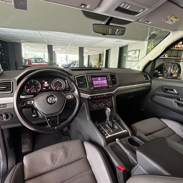 VOLKSWAGEN AMAROK 3.0 V6 HIGHLINE 2022/2022 JOÃO CARROS MULTIMARCAS GUAPORÉ / Carros no Vale VOLKSWAGEN AMAROK 3.0 V6 HIGHLINE 2022/2022 JOÃO CARROS MULTIMARCAS GUAPORÉ / Carros no Vale