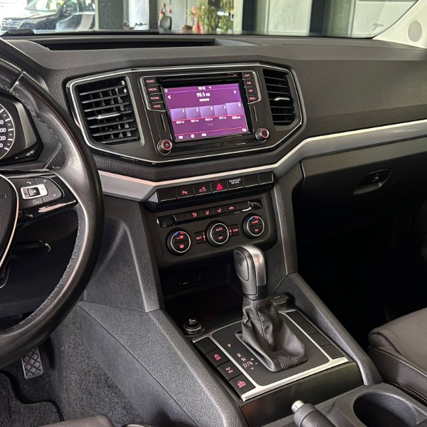 VOLKSWAGEN AMAROK 3.0 V6 HIGHLINE 2022/2022 JOÃO CARROS MULTIMARCAS GUAPORÉ / Carros no Vale VOLKSWAGEN AMAROK 3.0 V6 HIGHLINE 2022/2022 JOÃO CARROS MULTIMARCAS GUAPORÉ / Carros no Vale