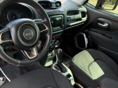 JEEP RENEGADE 1.8 SPORT 4X2 2016 /2016 NEURI VEÍCULOS LAJEADO / Carros no Vale