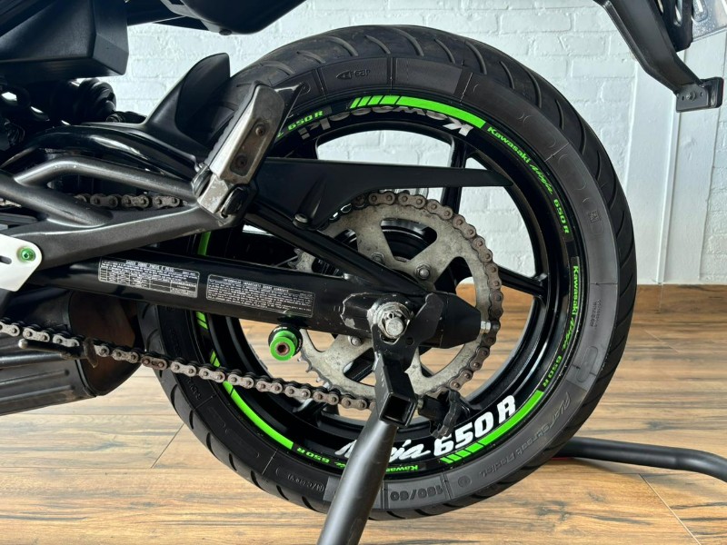 KAWASAKI NINJA 650 R /2011 RT 811 VEÍCULOS ARROIO DO MEIO / Carros no Vale KAWASAKI NINJA 650 R /2011 RT 811 VEÍCULOS ARROIO DO MEIO / Carros no Vale