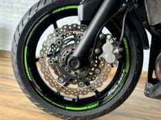 KAWASAKI NINJA 650 R /2011 RT 811 VEÍCULOS ARROIO DO MEIO / Carros no Vale