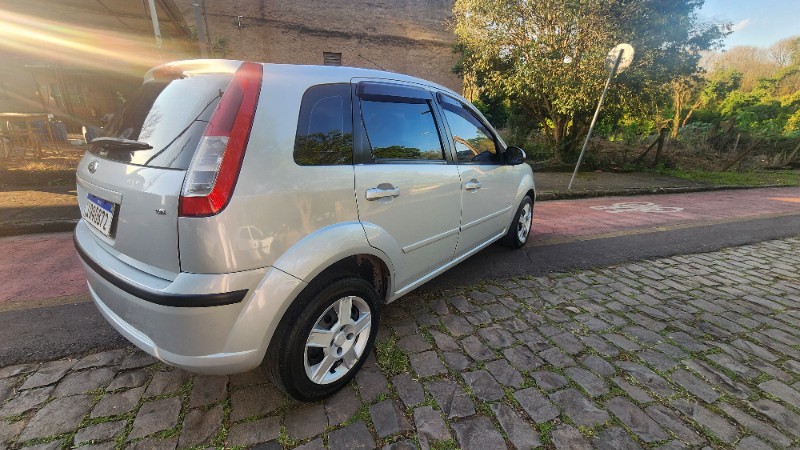 FORD FIESTA 1.6 FLEX 2010/2010 FERNANDO AUTOMÓVEIS | REVENDA DE CARROS ARROIO DO MEIO ARROIO DO MEIO / Carros no Vale