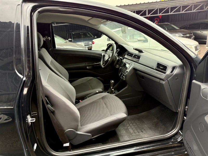 VOLKSWAGEN SAVEIRO 1.6 MI TRENDLINE CS 8V FLEX 2P MANUAL 2020/2021 AR MULTIMARCAS VENÂNCIO AIRES / Carros no Vale