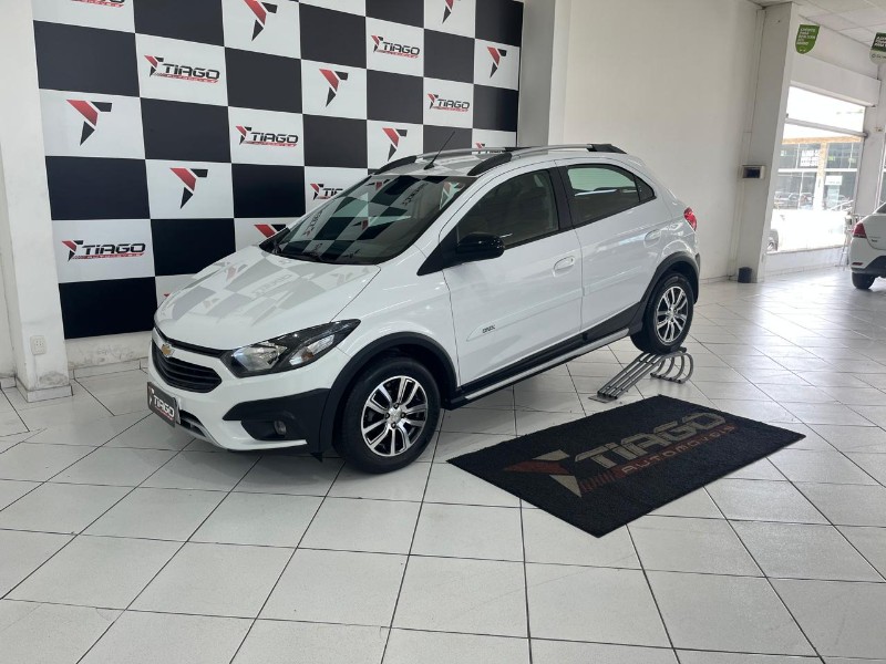 CHEVROLET ONIX HATCH ACTIV 1.4 8V FLEX 5P AUT. 2018/2018 TIAGO AUTOMÓVEIS VENÂNCIO AIRES / Carros no Vale CHEVROLET ONIX HATCH ACTIV 1.4 8V FLEX 5P AUT. 2018/2018 TIAGO AUTOMÓVEIS VENÂNCIO AIRES / Carros no Vale
