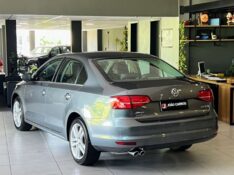 VOLKSWAGEN JETTA 2.0 TSI HIGHLINE 2017/2017 JOÃO CARROS MULTIMARCAS GUAPORÉ / Carros no Vale