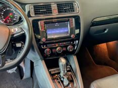 VOLKSWAGEN JETTA 2.0 TSI HIGHLINE 2017/2017 JOÃO CARROS MULTIMARCAS GUAPORÉ / Carros no Vale