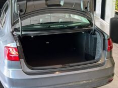 VOLKSWAGEN JETTA 2.0 TSI HIGHLINE 2017/2017 JOÃO CARROS MULTIMARCAS GUAPORÉ / Carros no Vale
