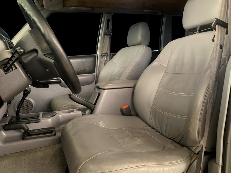 JEEP CHEROKEE 4.0 SPORT 4X4 12V 1998/1998 DUARTE VEÍCULOS PORTO ALEGRE / Carros no Vale