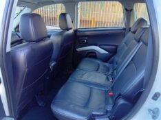 MITSUBISHI OUTLANDER 3.0 V6 2011/2012 ALTERNATIVA VEÍCULOS LAJEADO / Carros no Vale