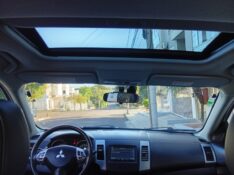 MITSUBISHI OUTLANDER 3.0 V6 2011/2012 ALTERNATIVA VEÍCULOS LAJEADO / Carros no Vale