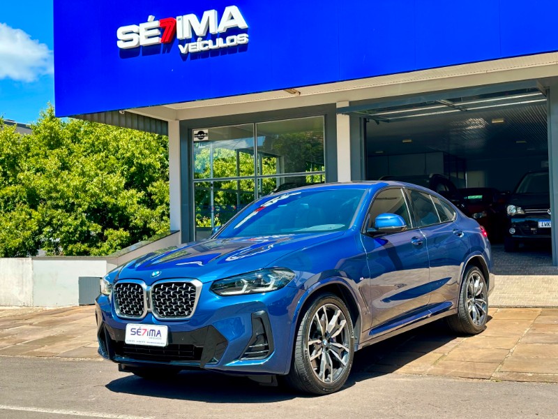 BMW X4 XDRIVE 30I M-SPORT 2.0 TB 252CV 2022/2022 SÉTIMA VEÍCULOS GUAPORÉ / Carros no Vale BMW X4 XDRIVE 30I M-SPORT 2.0 TB 252CV 2022/2022 SÉTIMA VEÍCULOS GUAPORÉ / Carros no Vale