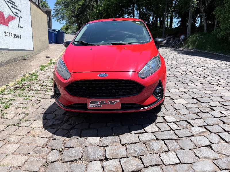 FORD FIESTA 1.6 SE 2018/2018 ELY AUTOMÓVEIS LAJEADO / Carros no Vale