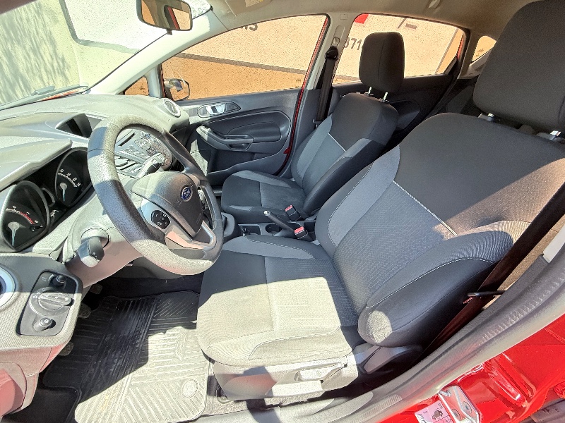 FORD FIESTA 1.6 SE 2018/2018 ELY AUTOMÓVEIS LAJEADO / Carros no Vale