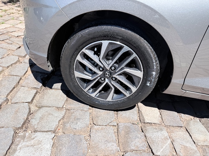 HYUNDAI HB20S 1.0 PLATINUM 12V TURBO 2022/2022 ELY AUTOMÓVEIS LAJEADO / Carros no Vale