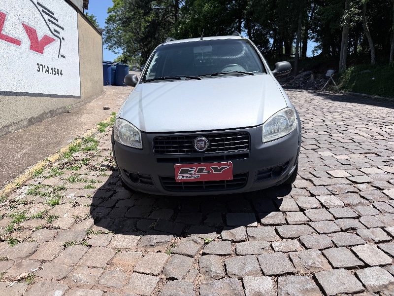 FIAT STRADA WORKING 1.4 MPI FIRE FLEX 8V CD 2013/2013 ELY AUTOMÓVEIS LAJEADO / Carros no Vale