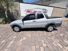FIAT STRADA WORKING 1.4 MPI FIRE FLEX 8V CD 2013/2013 ELY AUTOMÓVEIS LAJEADO / Carros no Vale
