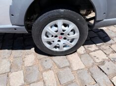 FIAT STRADA WORKING 1.4 MPI FIRE FLEX 8V CD 2013/2013 ELY AUTOMÓVEIS LAJEADO / Carros no Vale