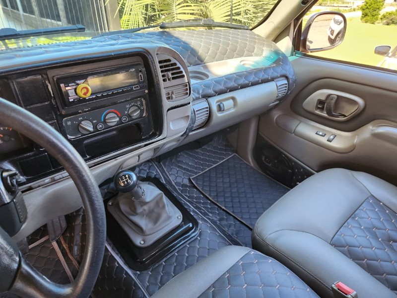 CHEVROLET SILVERADO DLX 4.2 TB-IC 1998/1998 TS VEÍCULOS ANTA GORDA / Carros no Vale