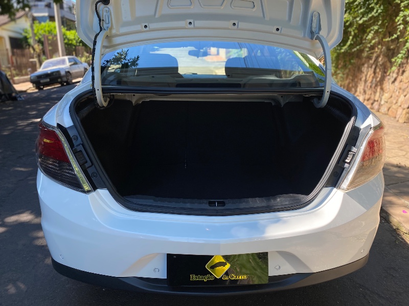 CHEVROLET PRISMA LTZ 1.4 8V 2013/2014 ESTAÇÃO DO CARRO ESTRELA / Carros no Vale