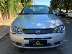 FIAT SIENA ELX 1.0 MPI FIRE/FIRE FLEX 8V 4P 2006/2007 ESTAÇÃO DO CARRO ESTRELA / Carros no Vale