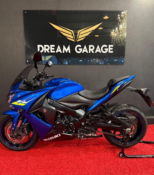 SUZUKI MOTOS GSX /2020 EXCLUSIVO VEÍCULOS SANTA CRUZ DO SUL / Carros no Vale