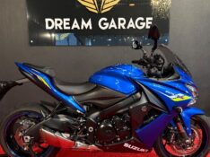 SUZUKI MOTOS GSX /2020 EXCLUSIVO VEÍCULOS SANTA CRUZ DO SUL / Carros no Vale