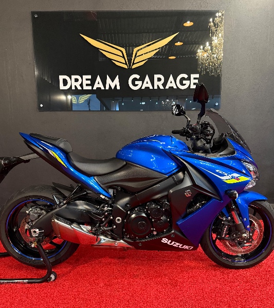 SUZUKI MOTOS GSX /2020 EXCLUSIVO VEÍCULOS SANTA CRUZ DO SUL / Carros no Vale