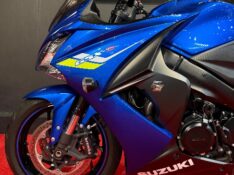 SUZUKI MOTOS GSX /2020 EXCLUSIVO VEÍCULOS SANTA CRUZ DO SUL / Carros no Vale