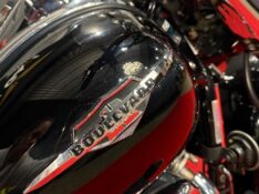 SUZUKI MOTOS BOULEVARD C 1500 /2007 EXCLUSIVO VEÍCULOS SANTA CRUZ DO SUL / Carros no Vale