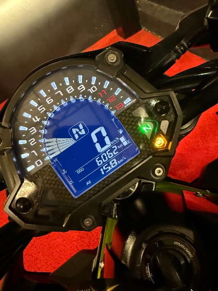 KAWASAKI Z900 /2019 EXCLUSIVO VEÍCULOS SANTA CRUZ DO SUL / Carros no Vale