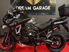 TRIUMPH TIGER 1200 EXPLORER /2017 EXCLUSIVO VEÍCULOS SANTA CRUZ DO SUL / Carros no Vale