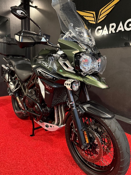 TRIUMPH TIGER 1200 EXPLORER /2017 EXCLUSIVO VEÍCULOS SANTA CRUZ DO SUL / Carros no Vale TRIUMPH TIGER 1200 EXPLORER /2017 EXCLUSIVO VEÍCULOS SANTA CRUZ DO SUL / Carros no Vale