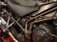 TRIUMPH TIGER 1200 EXPLORER /2017 EXCLUSIVO VEÍCULOS SANTA CRUZ DO SUL / Carros no Vale