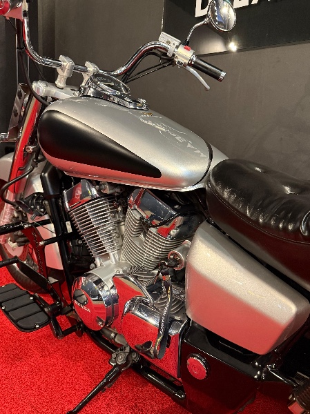 HONDA MOTOS SHADOW 750 /2008 EXCLUSIVO VEÍCULOS SANTA CRUZ DO SUL / Carros no Vale