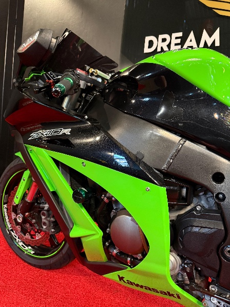 KAWASAKI ZX 10 R NINJA /2012 EXCLUSIVO VEÍCULOS SANTA CRUZ DO SUL / Carros no Vale KAWASAKI ZX 10 R NINJA /2012 EXCLUSIVO VEÍCULOS SANTA CRUZ DO SUL / Carros no Vale