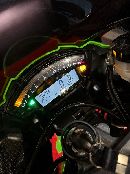 KAWASAKI ZX 10 R NINJA /2012 EXCLUSIVO VEÍCULOS SANTA CRUZ DO SUL / Carros no Vale KAWASAKI ZX 10 R NINJA /2012 EXCLUSIVO VEÍCULOS SANTA CRUZ DO SUL / Carros no Vale