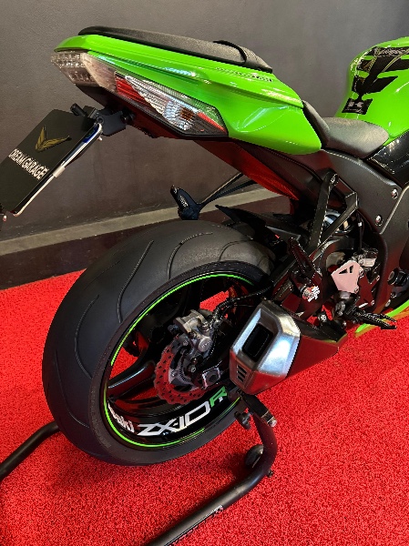 KAWASAKI ZX 10 R NINJA /2012 EXCLUSIVO VEÍCULOS SANTA CRUZ DO SUL / Carros no Vale KAWASAKI ZX 10 R NINJA /2012 EXCLUSIVO VEÍCULOS SANTA CRUZ DO SUL / Carros no Vale