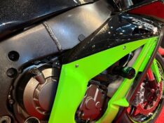 KAWASAKI ZX 10 R NINJA /2012 EXCLUSIVO VEÍCULOS SANTA CRUZ DO SUL / Carros no Vale