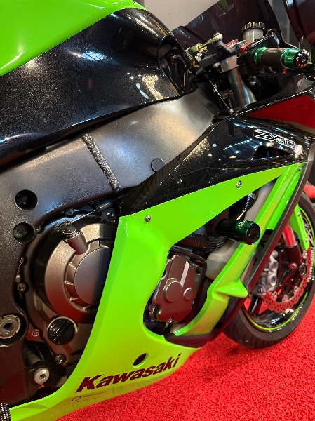 KAWASAKI ZX 10 R NINJA /2012 EXCLUSIVO VEÍCULOS SANTA CRUZ DO SUL / Carros no Vale KAWASAKI ZX 10 R NINJA /2012 EXCLUSIVO VEÍCULOS SANTA CRUZ DO SUL / Carros no Vale