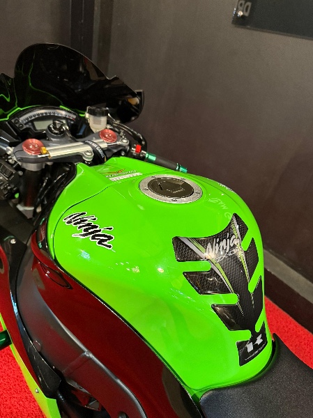 KAWASAKI ZX 10 R NINJA /2012 EXCLUSIVO VEÍCULOS SANTA CRUZ DO SUL / Carros no Vale KAWASAKI ZX 10 R NINJA /2012 EXCLUSIVO VEÍCULOS SANTA CRUZ DO SUL / Carros no Vale