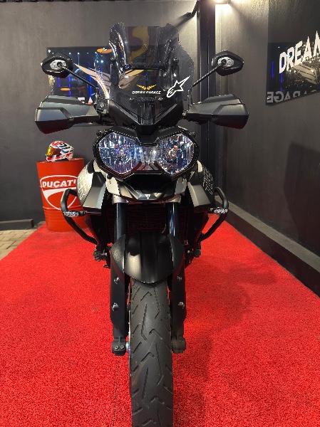 TRIUMPH TIGER 800 XRX /2020 EXCLUSIVO VEÍCULOS SANTA CRUZ DO SUL / Carros no Vale