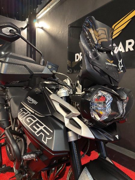 TRIUMPH TIGER 800 XRX /2020 EXCLUSIVO VEÍCULOS SANTA CRUZ DO SUL / Carros no Vale