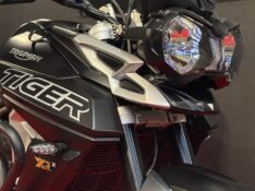 TRIUMPH TIGER 800 XRX /2020 EXCLUSIVO VEÍCULOS SANTA CRUZ DO SUL / Carros no Vale