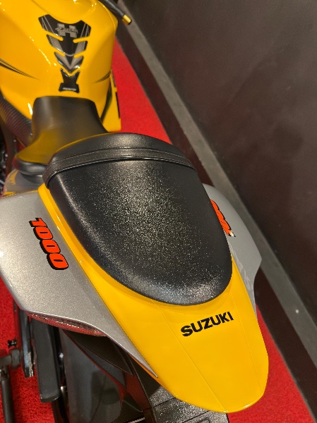 SUZUKI MOTOS GSX R 1000 SRAD /2008 EXCLUSIVO VEÍCULOS SANTA CRUZ DO SUL / Carros no Vale