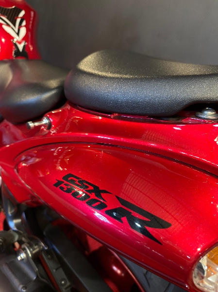 SUZUKI MOTOS GSX 1300 R HAYABUSA /2022 EXCLUSIVO VEÍCULOS SANTA CRUZ DO SUL / Carros no Vale