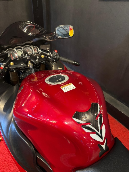 SUZUKI MOTOS GSX 1300 R HAYABUSA /2022 EXCLUSIVO VEÍCULOS SANTA CRUZ DO SUL / Carros no Vale